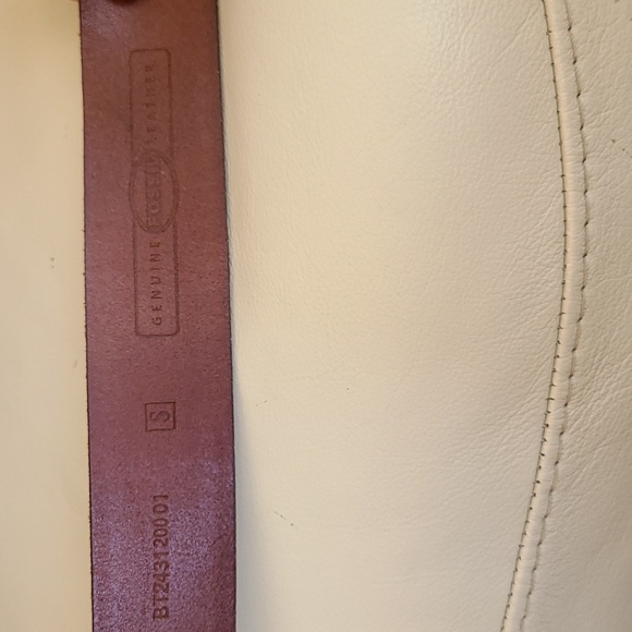 Fossil Leather Belt w/ Stone Embellishments!! - Picture 3 of 10